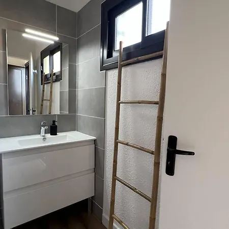 T3 Renovee, 4 Pers, Face Mer, Clim, Wifi, Port - Fr-1-81-633 Villa